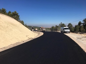 Aslanapa’da Grup Yolu Çalışmaları