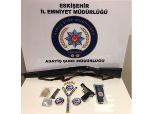 Polisin ’Dur’ İhtarına Uymayan Şüpheli Kovalamacayla Yakalandı