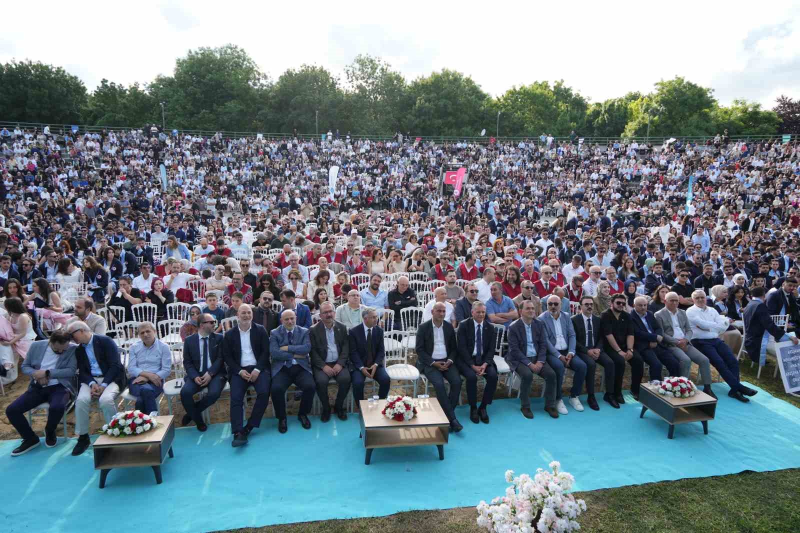 samu-de-616-ogrencinin-mezuniyet-heyecani