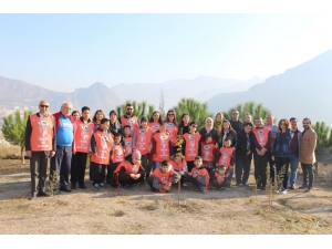 15 Otizmli Öğrenci Erozyonla Mücadele İçin Tohumları Toprakla Buluşturdu