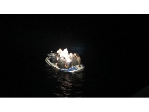 51 Mülteci Sahil Güvenlik Ekipleri Tarafında Kaçarken Yakalandı