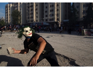 Şili’de Göstericiler Arjantin Büyükelçisinin Evine Saldırdı