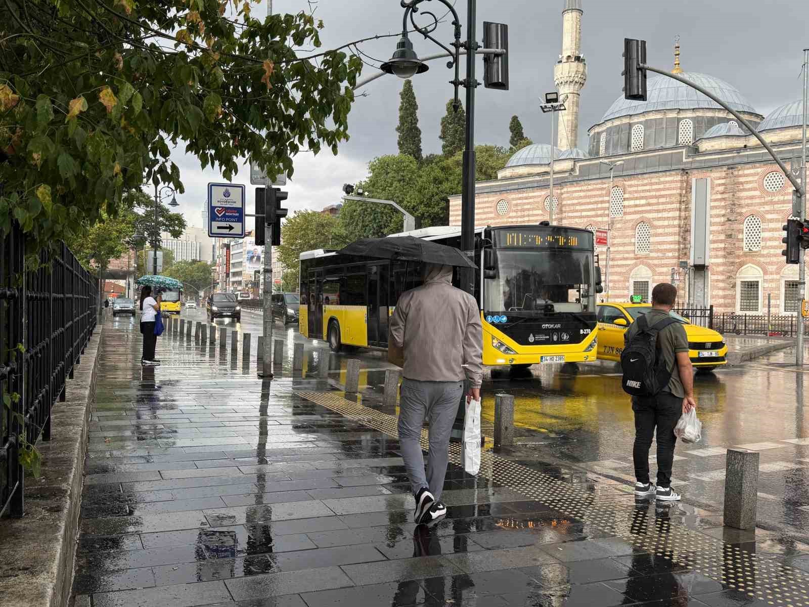 besiktas-ta-saganak-etkili-oluyor