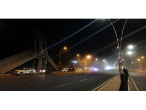 Şanlıurfa 20. Zırhlı Tugayı Komutanlığında Patlama Olduğu Yönündeki İhbar Üzerine Olay Yerine Ambulans Ve İtfaiye Ekipleri Sevk Edildi.