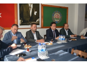 Ayvalık’ın Tarımsal Sorunlarını Masaya Yatırdılar