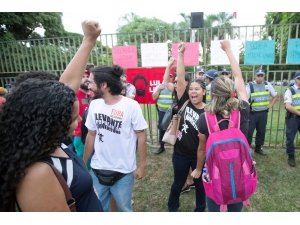 Guaido Yandaşları Venezuela’nın Brezilya’daki Büyükelçiliğinden Ayrıldı