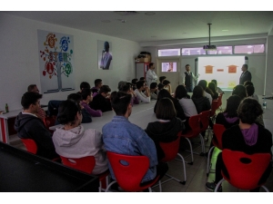 Burhaniye’de Öğrencilere Obezite Ve Diyabet Eğitimi