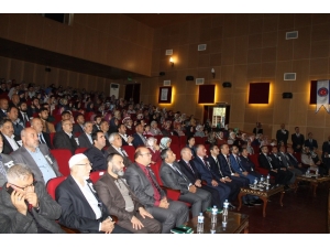 “Peygamberimiz Ve Aile” Konulu Konferans Düzenlendi