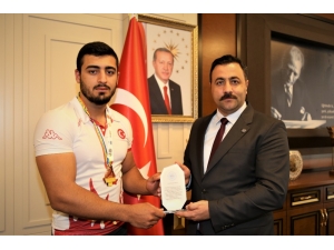 Alkü Öğrencisi Dünya Üçüncüsü Oldu