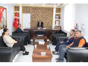 Vakıf Personeline Teşekkür Belgeleri Verdi