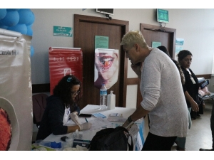 ‘’14 Kasım Dünya Diabet Günü’’nde 300 Vatandaşın Kan Şekerini Ölçtüler