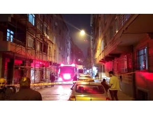 Bahçelievler’de Korkutan Yangın: 9 Kişi Dumandan Etkilendi