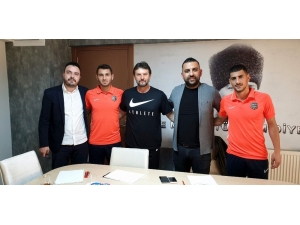 Abbasoğlu; "Sadece Saha İçinde Değil Dışında Da Büyük Mücadele Veriyoruz"