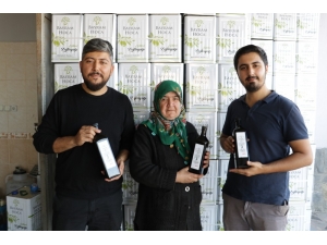 Aile Boyu Zeytinyağı Üretiyorlar