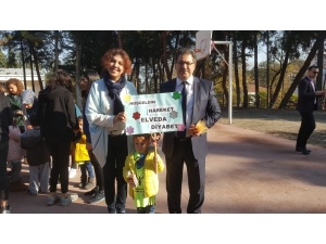 Miniklerden Anlamlı Etkinlik