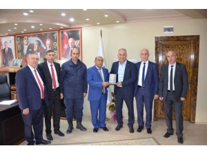 Dernek Başkanı Özmeşe, Başkan Yaman İle Bir Araya Geldi