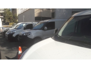 İstanbul’da Servis Dolandırıcılarına Operasyonu: 30 Gözaltı