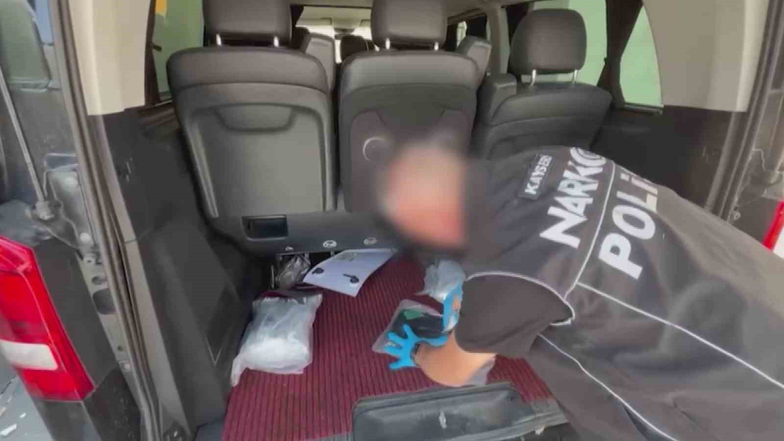 kayseri-de-15-kilo-uyusturucu-ele-gecirildi