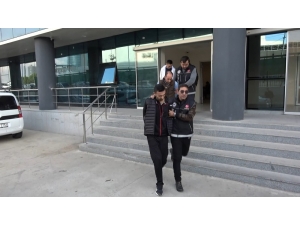 Bursa’da Aracın Tavanında Çıkan 5 Bin 100 Adet Hap Ekipleri Şaşkına Çevirdi