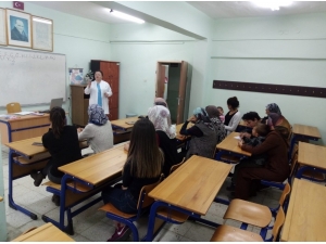 Pazaryeri İlçe Halk Eğitim Merkezi Kursiyerlerine Diyabet Semineri