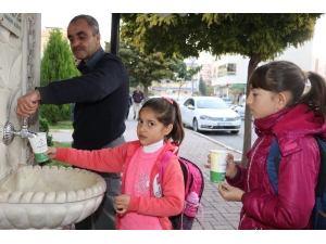 Karaköprüde Musluktan Sıcak Çorba Akıyor