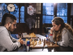 Red Bull Chess Masters’da Son Eleme Heyecanı