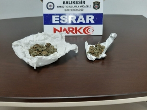 Balıkesir Polisi 4 Uyuşturucu Tacirini Yakaladı