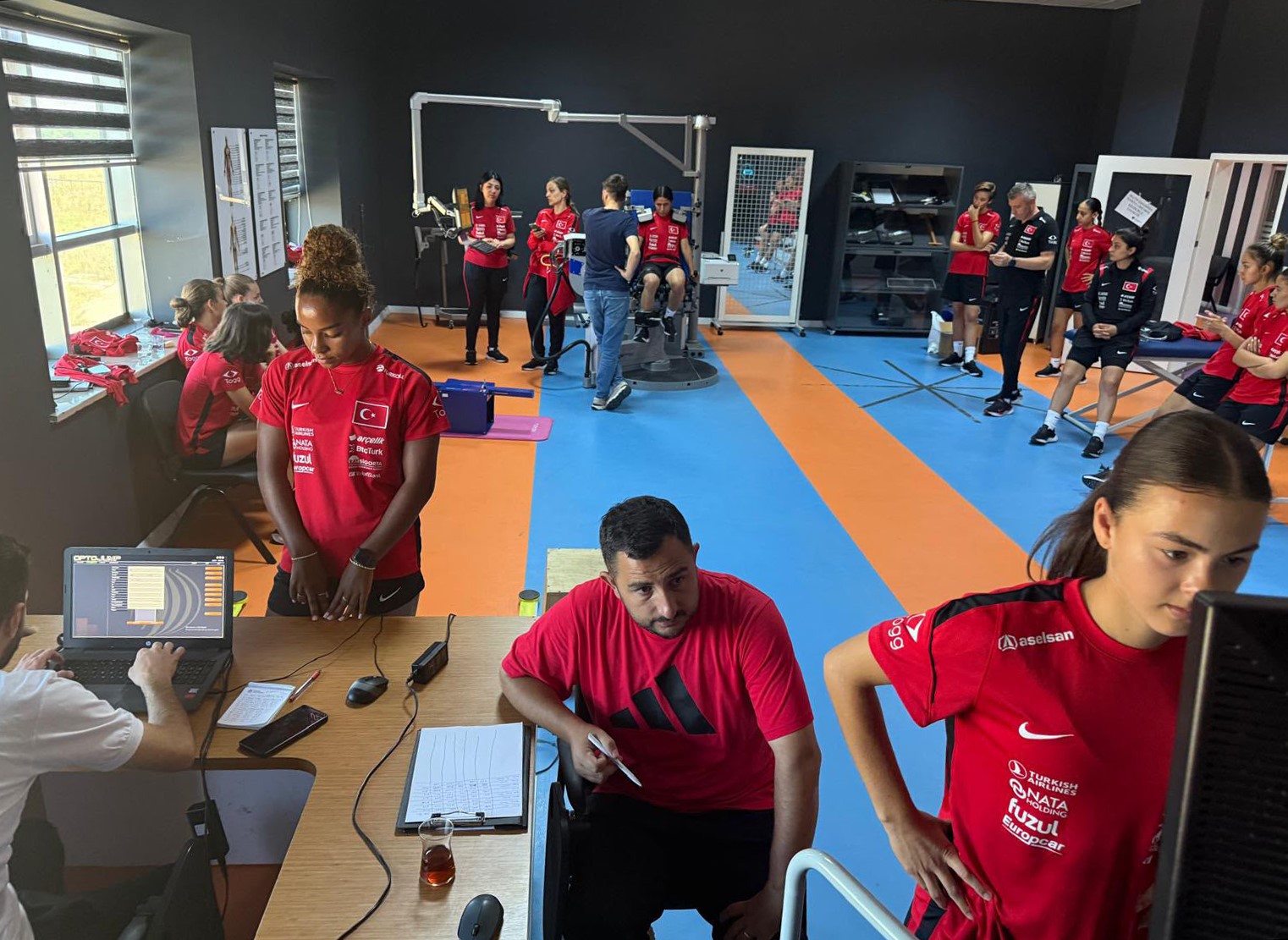 u19-kadin-milli-takiminin-performans-testleri-ataturk-universitesinde-gerceklestirildi