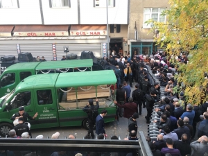 Pendik’te Pompalı Tüfekli Saldırıda Hayatını Kaybedenlerin Cenazeleri Gözyaşları Eşliğinde Kaldırıldı