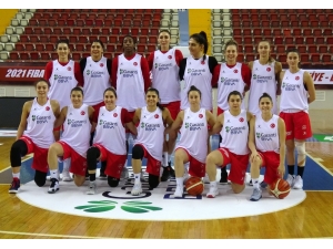 A Milli Kadın Basketbol Takımı Litvanya Maçı Hazırlıklarını Sürdürüyor