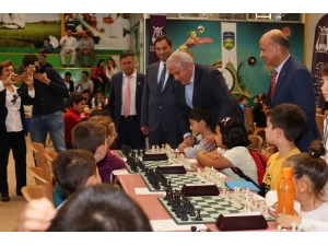 Efeler Belediyesi Ulusal Satranç Turnuvası Başladı