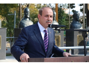 Oğuzeli’nde Nar Taneleme İle Sıkma Tesisi Açıldı