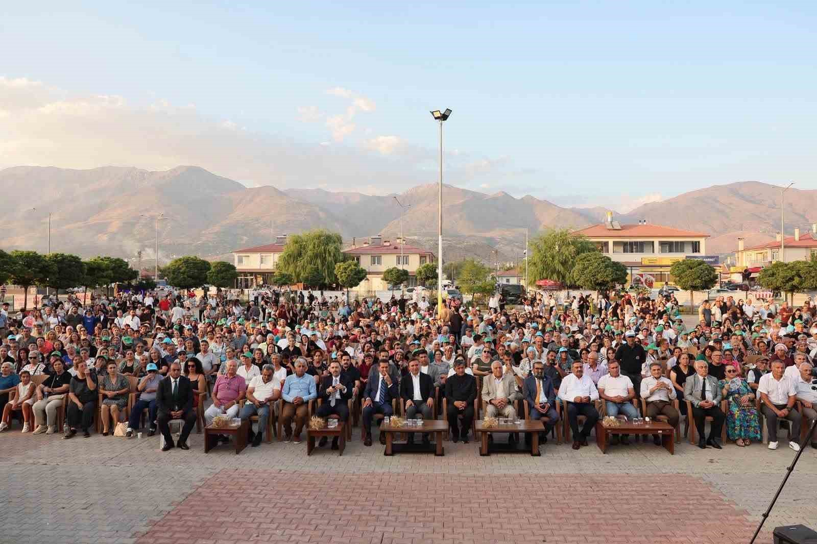 altinbasak-ta-2-basak-festivali-duzenlendi