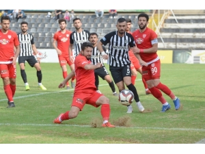 Tff 3. Lig: Nazilli Belediyespor: 4 Nevşehir Belediyespor: 0