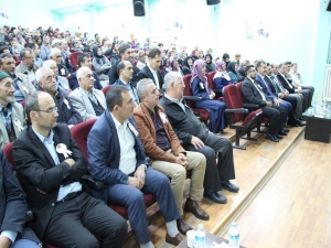 Şaphane’de "Peygamberimiz Ve Aile" Konulu Konferans