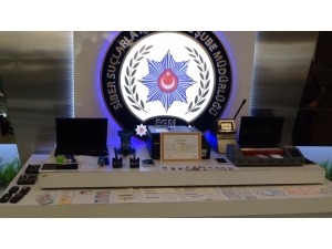 Sahte Kimlik Belgeleriyle Bankaları Dolandıran Şebeke Çökertildi: 21 Gözaltı