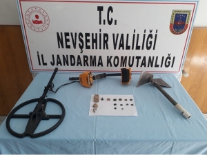 Kapadokya’da Define Avcısı Suçüstü Yakalandı