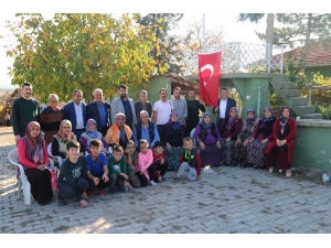 Bu Köyde 7’den 70’e Herkes Gelenekleri Yaşatmak İçin Bir Araya Geliyor