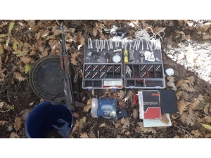 Bingöl’de Bidonla Gömülü Kaleşnikof Ve Çok Sayıda Malzeme Ele Geçirildi