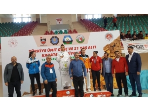 Fatma Uygur Türkiye Şampiyonu Oldu