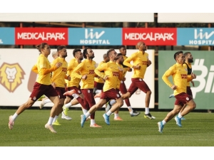 Galatasaray’a Babel Ve Muslera Şoku!