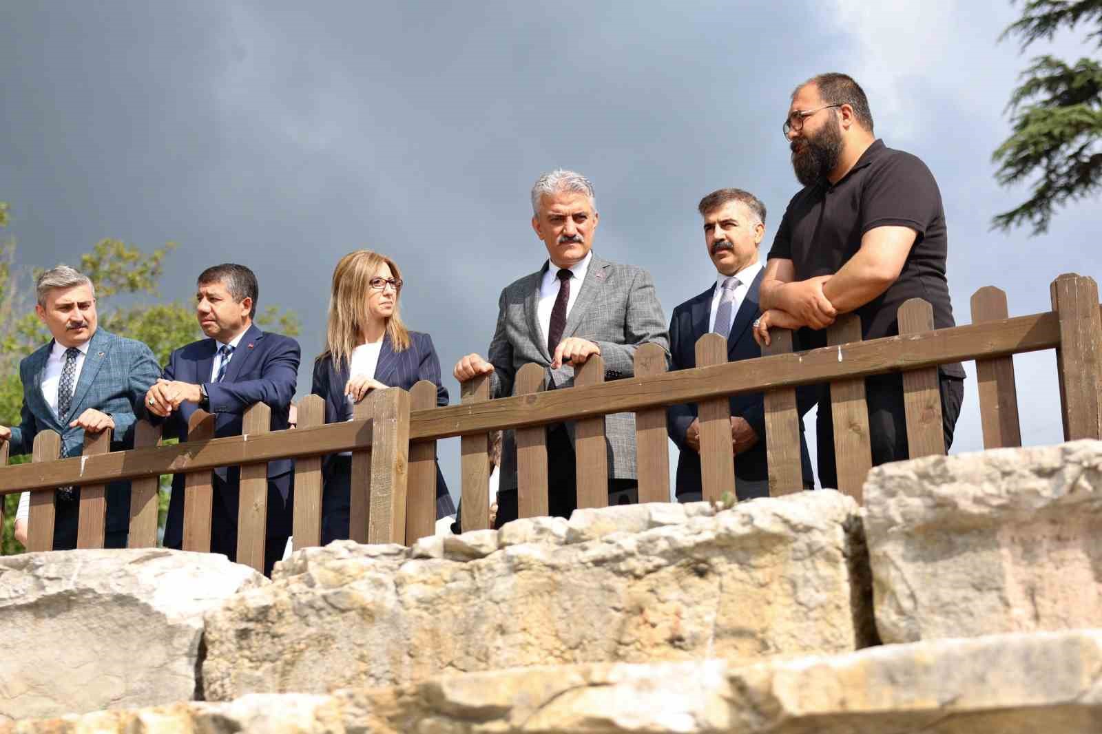 konuralp-antik-kenti-nde-tarihi-miras-icin-calismalar-suruyor