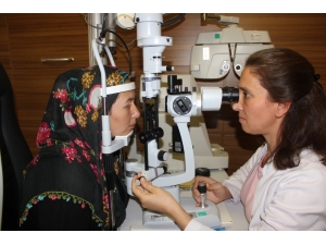 Görmeyen Gözler Kornea Nakli İle Görüyor