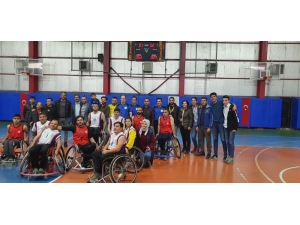 Van Bedensel Engelliler: 53 - Kızıltepe Engelliler Gücü: 20