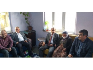 "Yaşlılarımızı Ziyaret Ederek Devletimizle Vatandaşımız Arasındaki Bağı Güçlendiriyoruz"