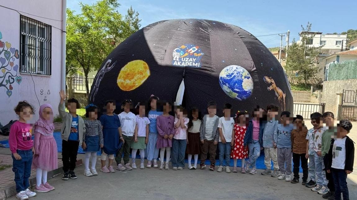 minik-astronotlar-uzaya-yolculuk-yapti