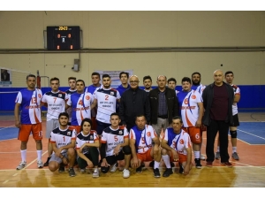 Yenipazar’da Herkes Sahaya İniyor