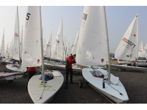 Yelkenler Büyükçekmece’de Rüzgarla Buluştu