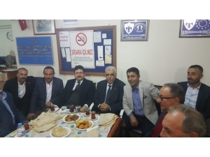 "İslam Tarihi Sohbetleri"ne Bilecik Erzurumlular Derneği Ev Sahipliği Yaptı