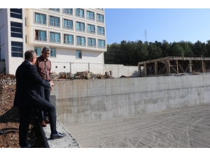 Vali Atik, Spor Tesisinde İncelemelerde Bulundu